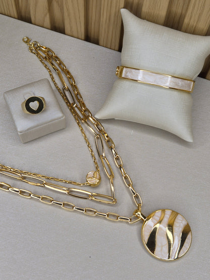 Colar Medalhão Harmonia AURUM