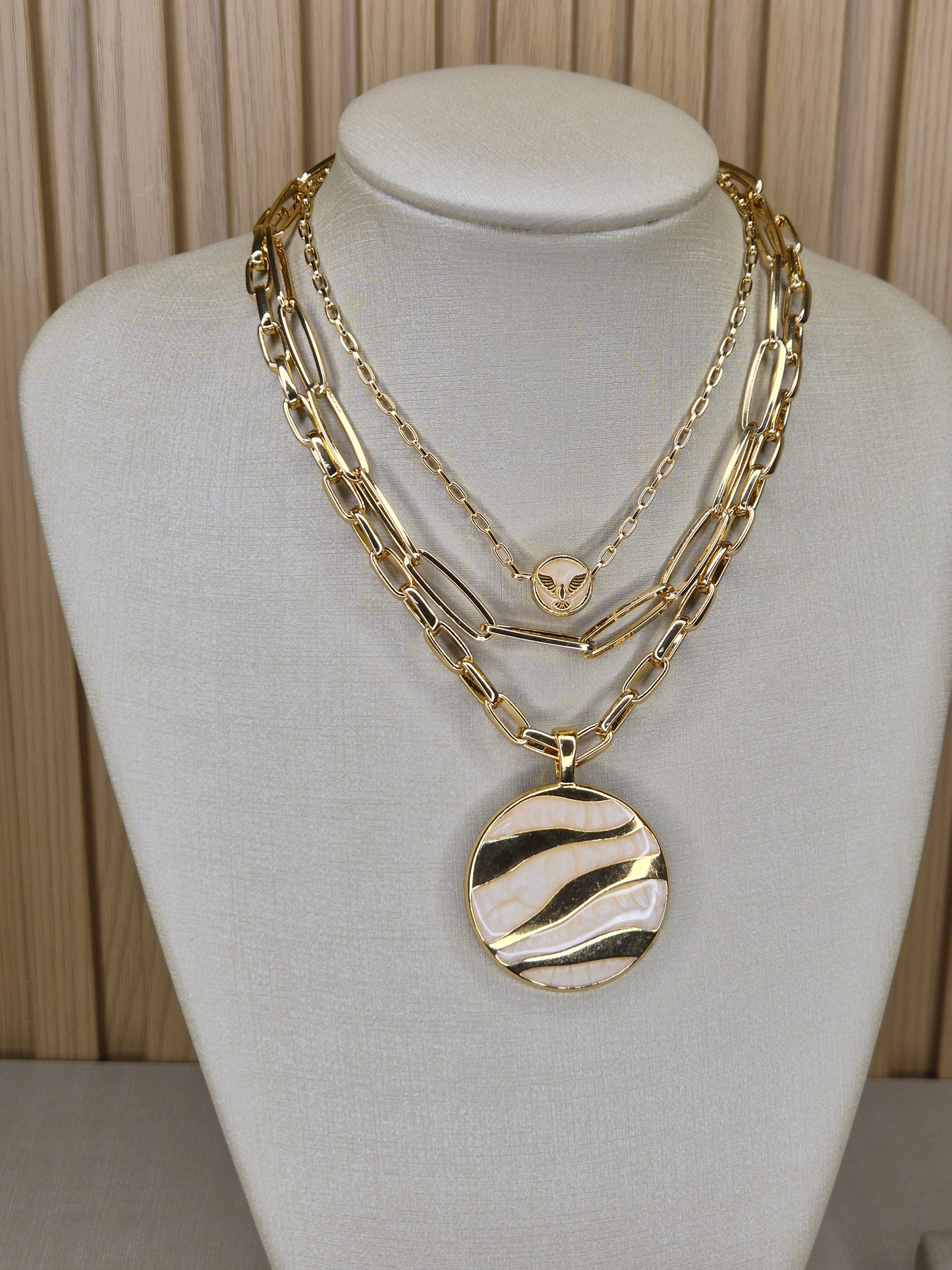 Colar Medalhão Harmonia AURUM