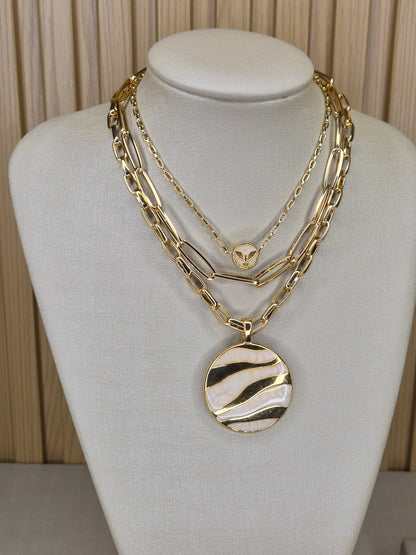 Colar Medalhão Harmonia AURUM