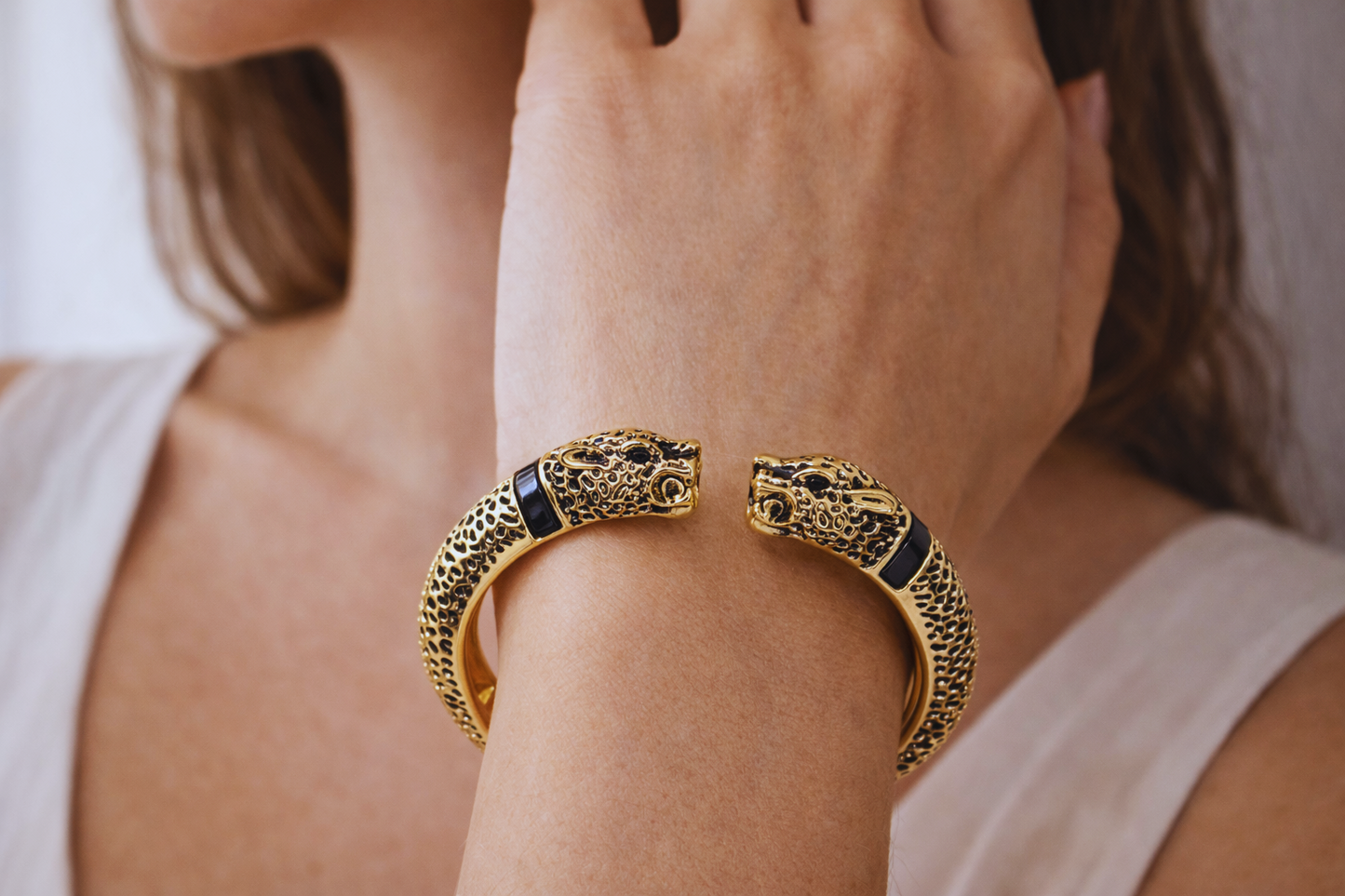 Bracelete Premium Dourado Onça